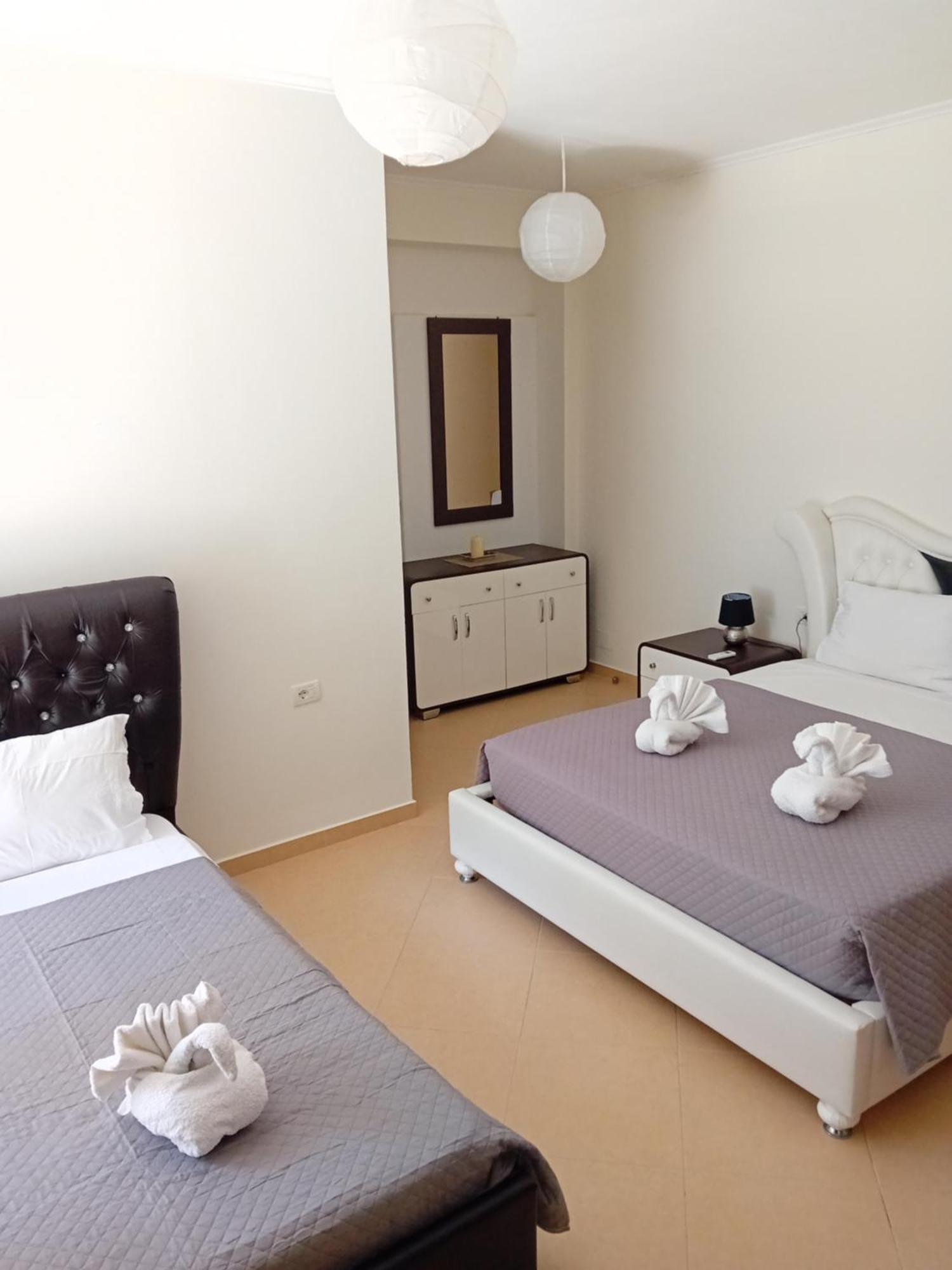 Artur Apartments Himare Phòng bức ảnh