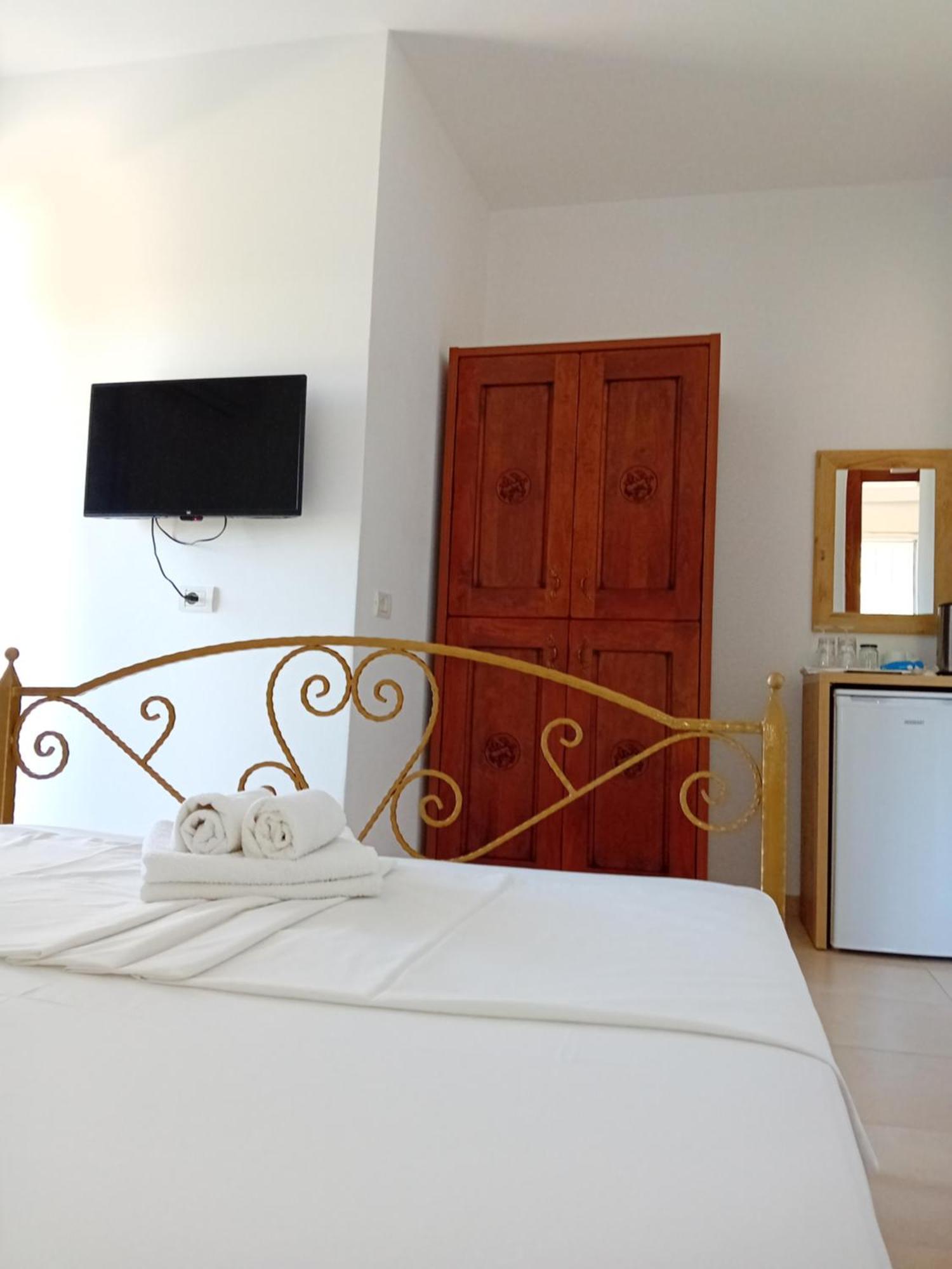 Artur Apartments Himare Phòng bức ảnh